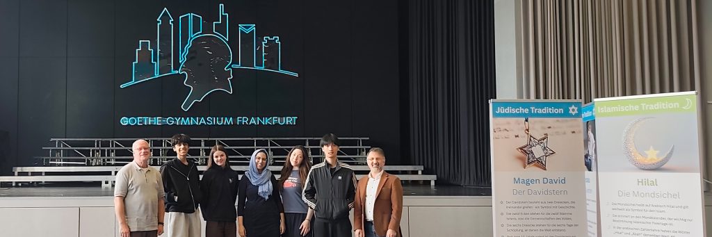 Brücken bauen durch Begegnung: Die Wanderausstellung des Maimonides Bildungswerks